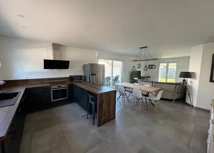 Maison Avec Jacuzzi Et Sauna