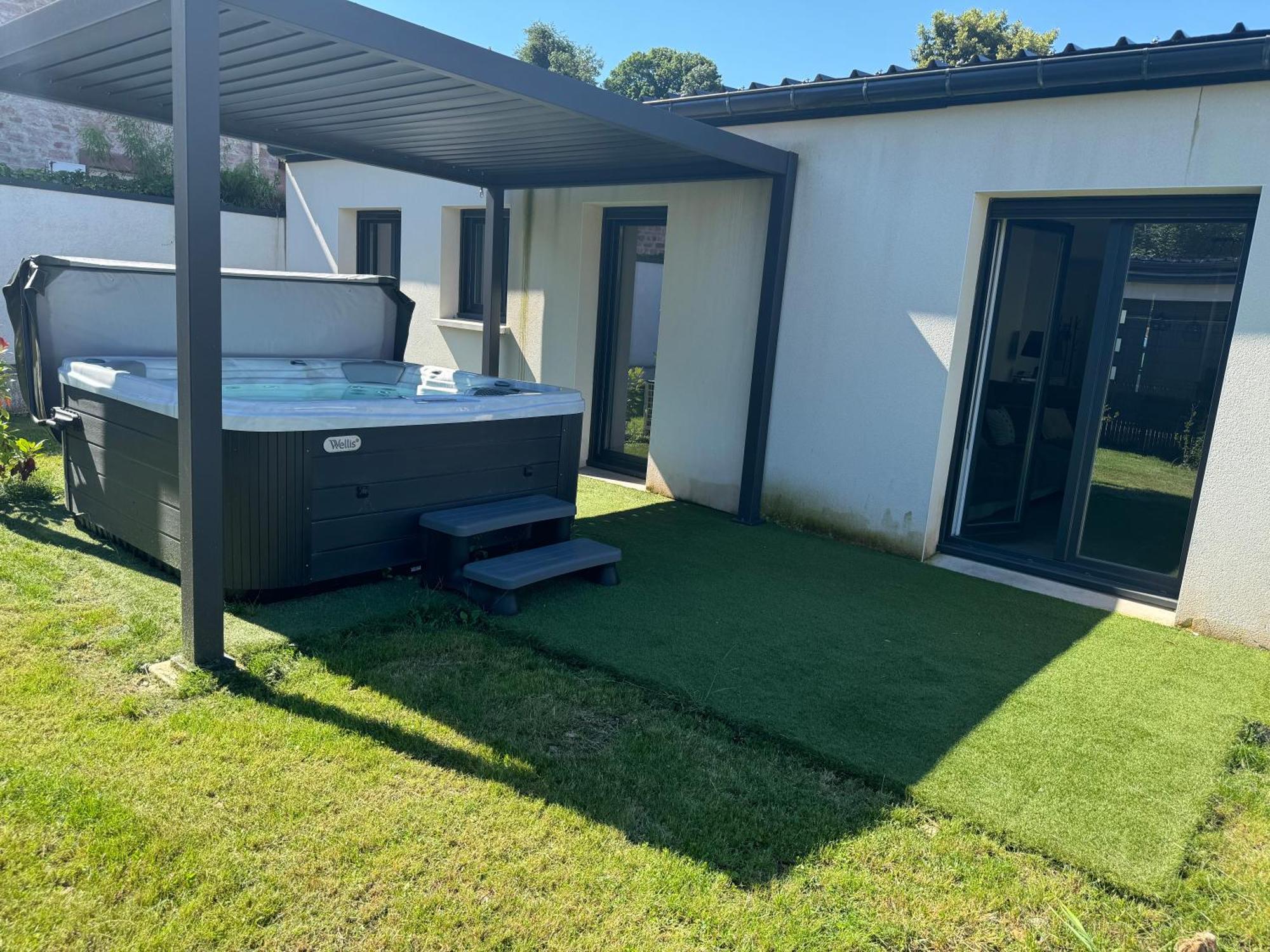 Maison Avec Jacuzzi Et Sauna *