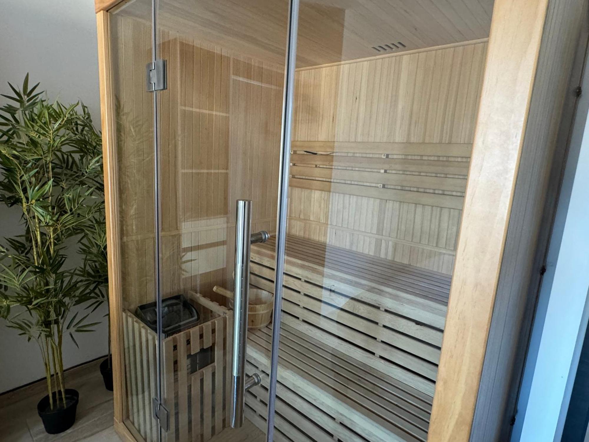 Villa Maison Avec Jacuzzi Et Sauna *